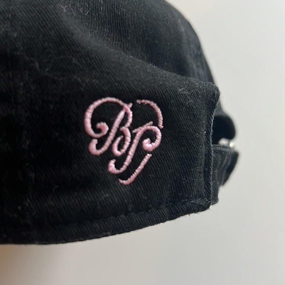 Exclusive blackpink x verdy hat - Picture 2 of 4